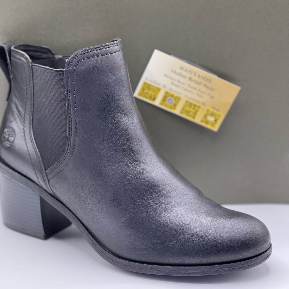 TIMBERLAND CHELSEA BOOTIES (9) BLACK NO BOX